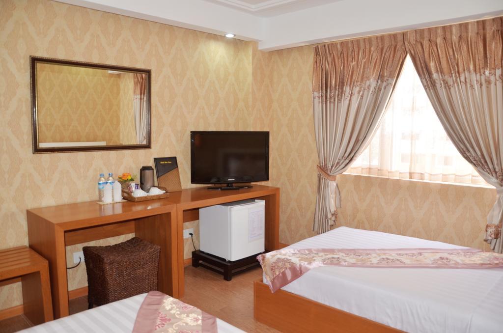 Hotel Kan Kaw Yangon Room photo